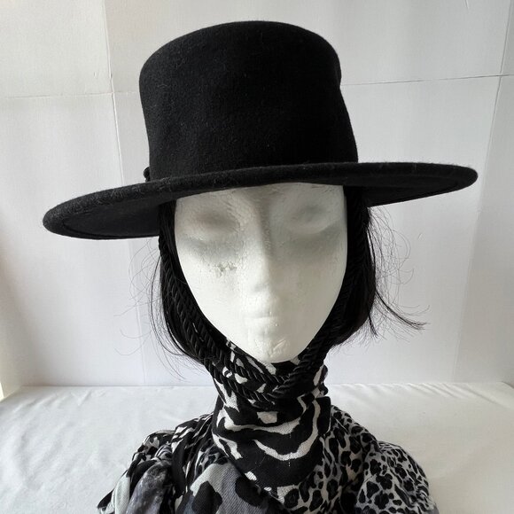 Vintage Betmar Black Hat, 100% Wool, Bolero Style, Excellent Condition! - Picture 2 of 16